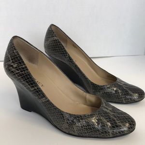 Ellen Tracy Gloria Snake Print Leather Wedge Heels